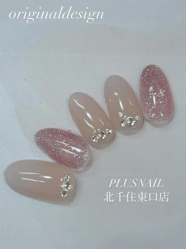 𓂃 

北千住オリジナルデザイン💐✨
price:￥8.239
 
お色は全て変更可能です✨

お電話・ネット、ご予約お待ちしております。

𓈒 𓏸 𓐍  𓂃 𓈒𓏸 𓂃◌𓈒𓐍 𓈒
ソフトジェル専門サロンプラスネイル北千住店
http://plusnail.jp/

住所：東京都足立区千住旭町3-11　リッチビル2Ｆ 

営業時間：月〜土 10：00～20：00
　　　　  日祝 10：00～19：00
年中無休（年末年始を除く）

TEL：03-6806-1388（完全予約制）

𓈒 𓏸 𓐍  𓂃 𓈒𓏸 𓂃◌𓈒𓐍 𓈒

#nail #naildesign #nailart #nails #gelnails #gelnailsdesign 
#ネイル #ネイルデザイン #ネイルサロン #美爪 #美甲 #paragel #パラジェル #プラスネイル #プラスネイル北千住東口店 #北千住ネイルサロン#北千住#ジェルネイル #ネイルデザイン #ジェルネイルデザイン #ハンドネイル #フットネイル #ソフトジェル #パラジェル登録サロン#リーフジェル#定額ネイルサロン