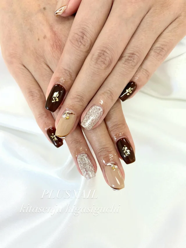 お客様ネイル💅

price: 北千住店オリジナル¥8289
color:002.176.316.516

お色は全て変更可能です❣️
パーツの変更もできます✨（別途料金）

詳しくはお気軽に店舗スタッフまでお尋ねください。
是非この機会にご来店お待ちしております♪

お電話・ネット、ご予約お待ちしております🙇🏻‍♀️

ソフトジェル専門サロンプラスネイル北千住店
http://plusnail.jp/

住所：東京都足立区千住旭町3-11 リッチビル2F

営業時間：月～土 10:00～20:00
日祝10:00～19:00
年中無休（年末年始を除く）

TEL:03-6806-1388（完全予約制）

#パラジェル #北千住ネイルサロン#ネイルデザイン #ジェルネイルデザイン#定額ネイルサロン