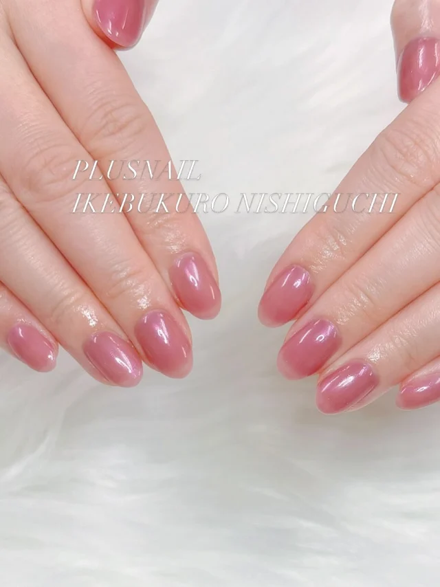 .

.⋆𝜗𝜚 ┈┈┈ ⋯ ┈┈┈ 𝜗𝜚 ┈┈┈ ⋯ ┈┈┈𝜗𝜚.⋆

普通のワンカラーからステージアップされたい方にオススメ🫶✨

上からオーロラをかけることで見え方が変わり
より艶やかなお手元に💅

.⋆𝜗𝜚 ┈┈┈ ⋯ ┈┈┈ 𝜗𝜚 ┈┈┈ ⋯ ┈┈┈𝜗𝜚.⋆

【color】
#オーロラ
455,Jカラン

【staff】
yamagishi

※インスタのデザインのご希望の方は（インスタデザイン希望）とご予約時に記載頂くかお電話の際はお伝えください
※お時間によってはご案内出来かねますのでよろしくお願い致します。
ご予約はプロフィールのURL またはお電話にて承っております♥

●池袋駅徒歩3分
#nail #nails #naildesign #gelnails